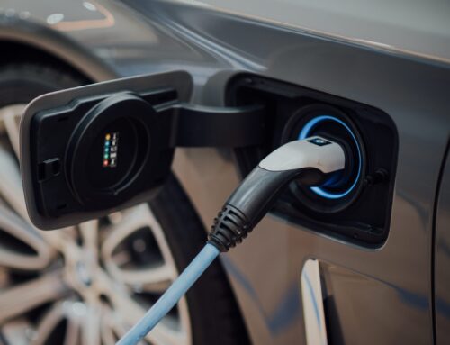 Electric vehicle drivers now have access to more than 50,000 public chargepoints across the UK